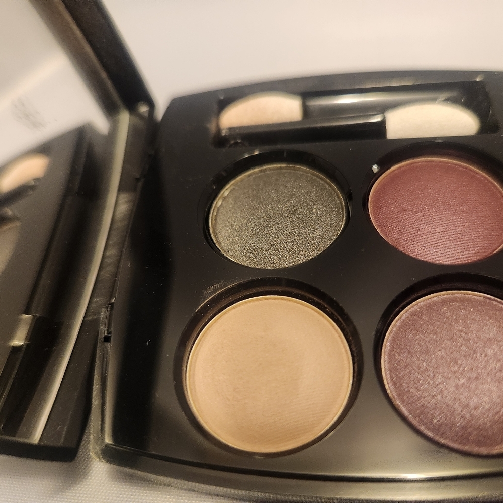 CHANEL Les 4 Ombres Eyeshadow Quad Palette - Picture 7 of 8
